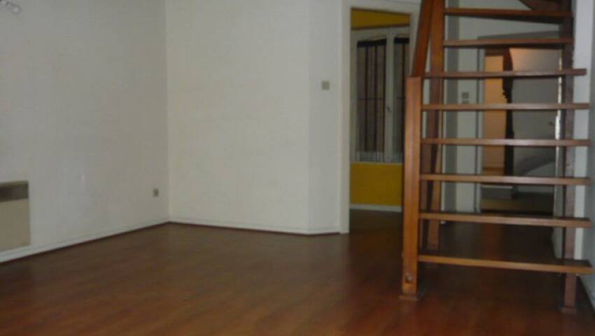 4255339c - Attribut alt par défaut.