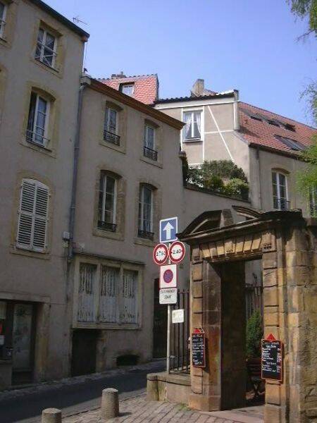 4255339e - Attribut alt par défaut.