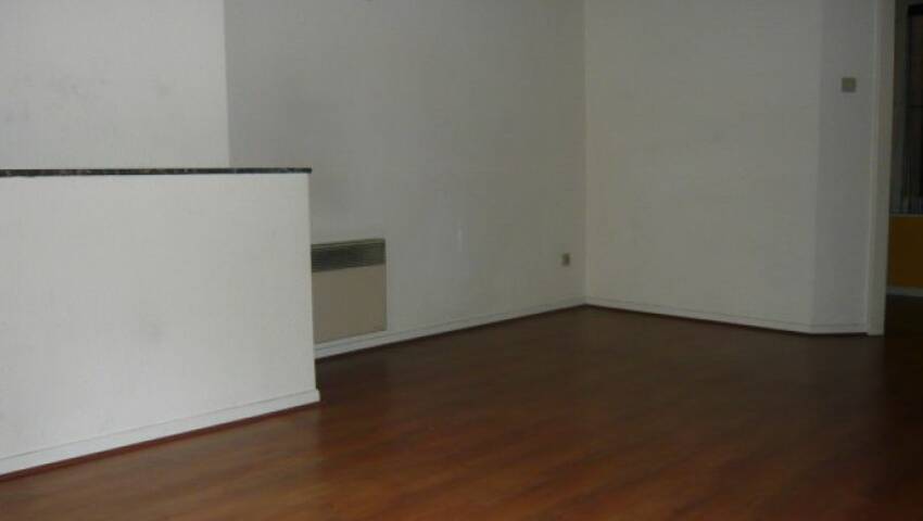 4255339f - Attribut alt par défaut.