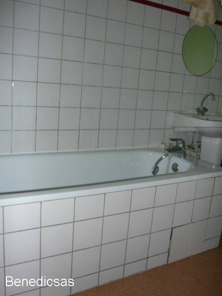 4255339g - Attribut alt par défaut.