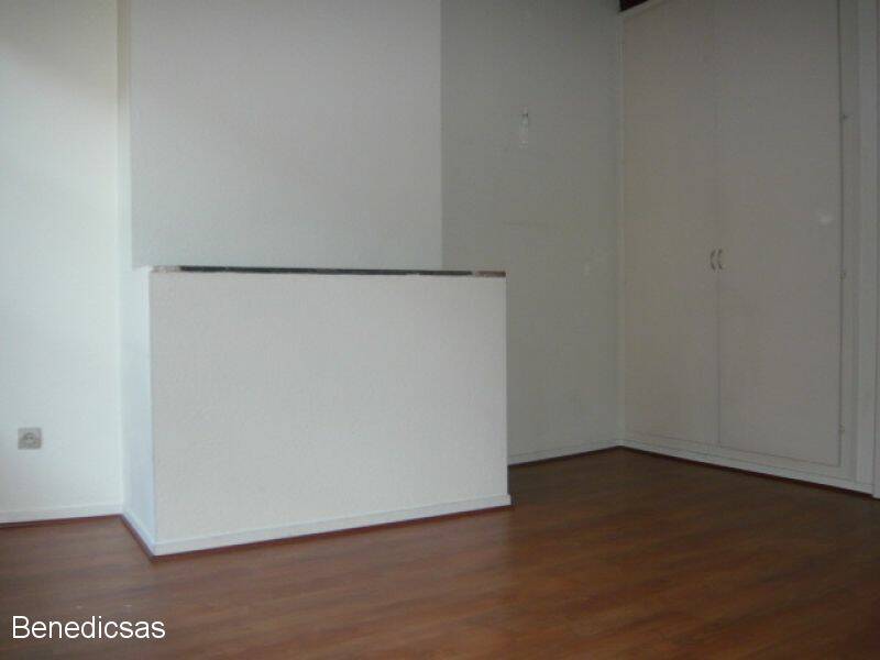 4255339i - Attribut alt par défaut.