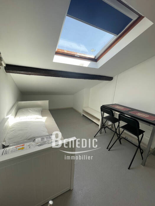 4247163e - Attribut alt par défaut.