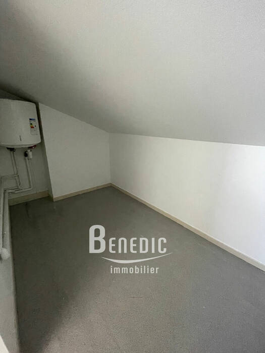 4247163g - Attribut alt par défaut.