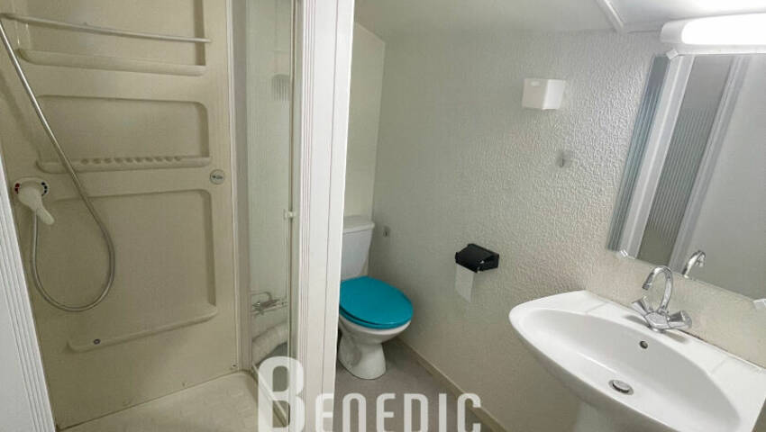 4247163h - Attribut alt par défaut.