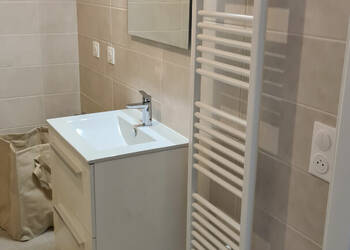 55666151c - Attribut alt par défaut.