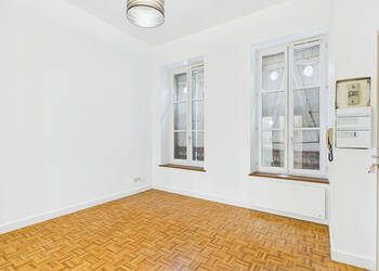 4253317b - Attribut alt par défaut.