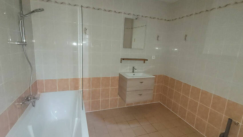 55623516e - Attribut alt par défaut.