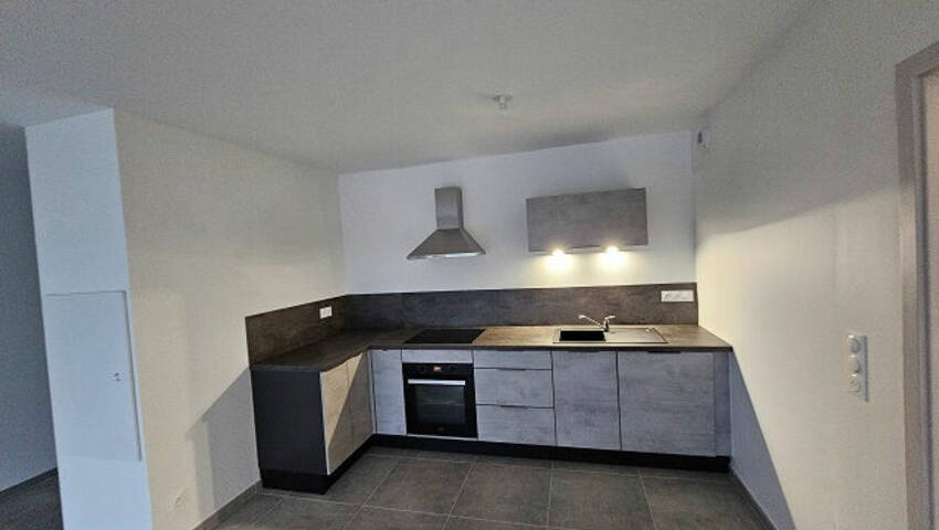 55764755a - Attribut alt par défaut.