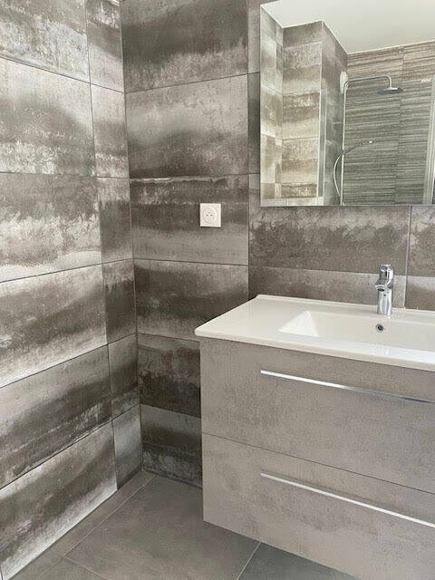 55764755g - Attribut alt par défaut.