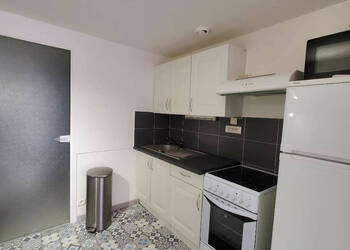 55794318b - Attribut alt par défaut.