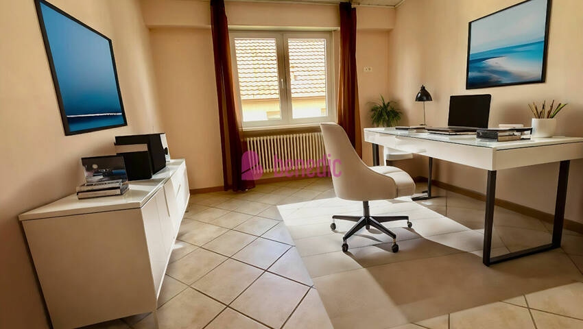 55225057j - Attribut alt par défaut.