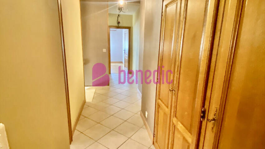 55225057p - Attribut alt par défaut.