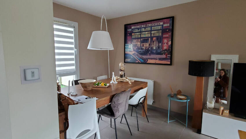 55848905b - Attribut alt par défaut.