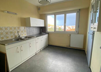 55848683c - Attribut alt par défaut.