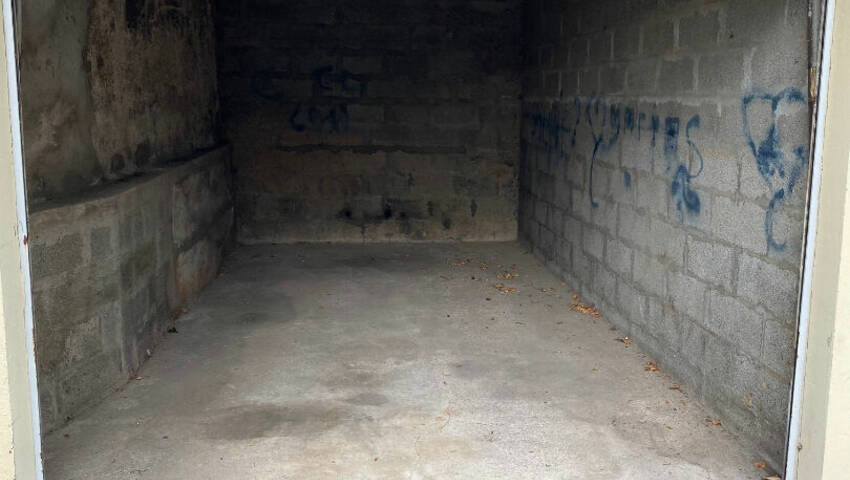 55866652b - Attribut alt par défaut.