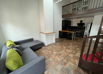 8373395c - Attribut alt par défaut.