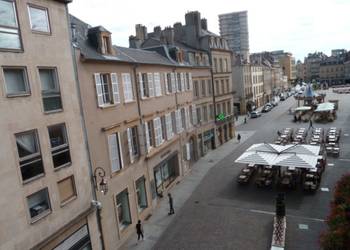 4254444b - Attribut alt par défaut.