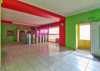 55953686b - Attribut alt par défaut.