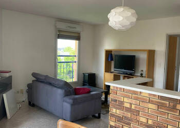 56023675a - Attribut alt par défaut.