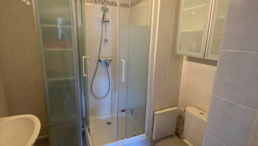 56023675o - Attribut alt par défaut.