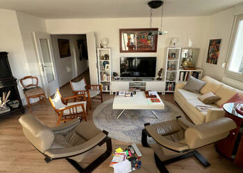 55377254a - Attribut alt par défaut.