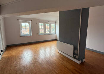 55825141c - Attribut alt par défaut.