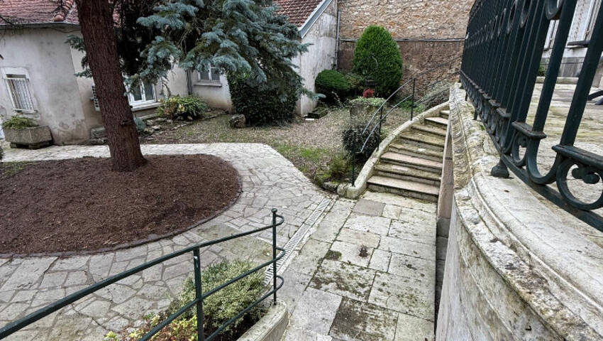 55825141n - Attribut alt par défaut.