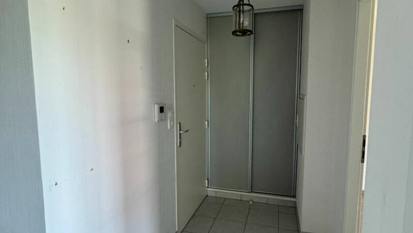 56002583d - Attribut alt par défaut.