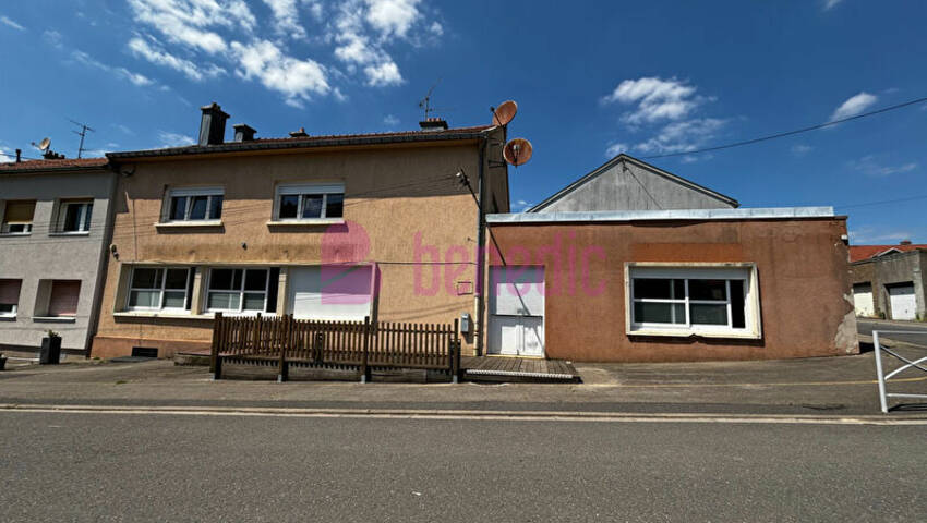 56010818a - Attribut alt par défaut.