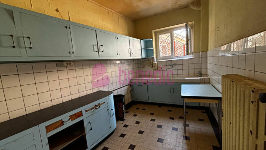 56010818n - Attribut alt par défaut.