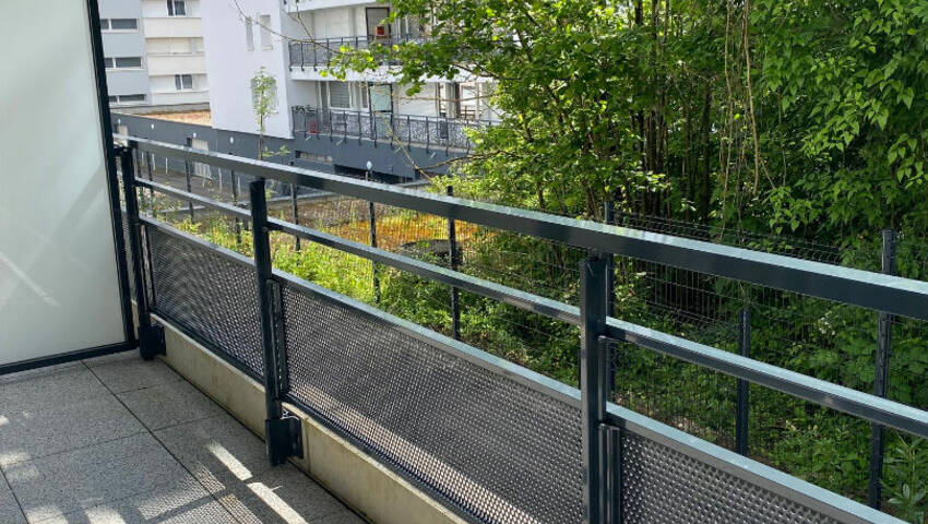 55745450a - Attribut alt par défaut.