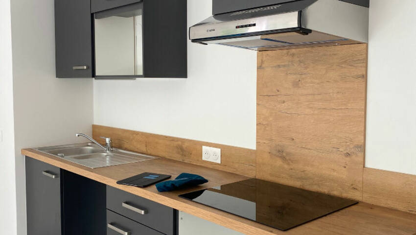 55745450c - Attribut alt par défaut.