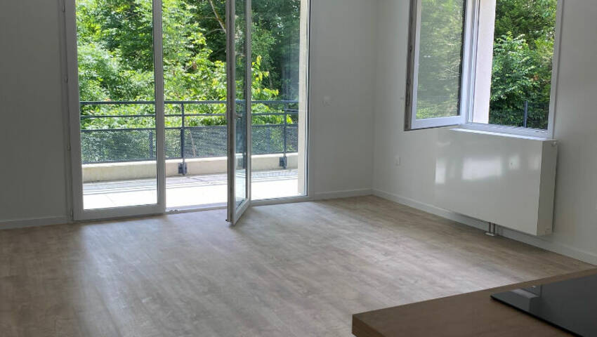 55745450d - Attribut alt par défaut.