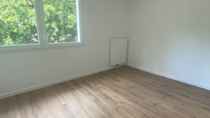 55745450g - Attribut alt par défaut.