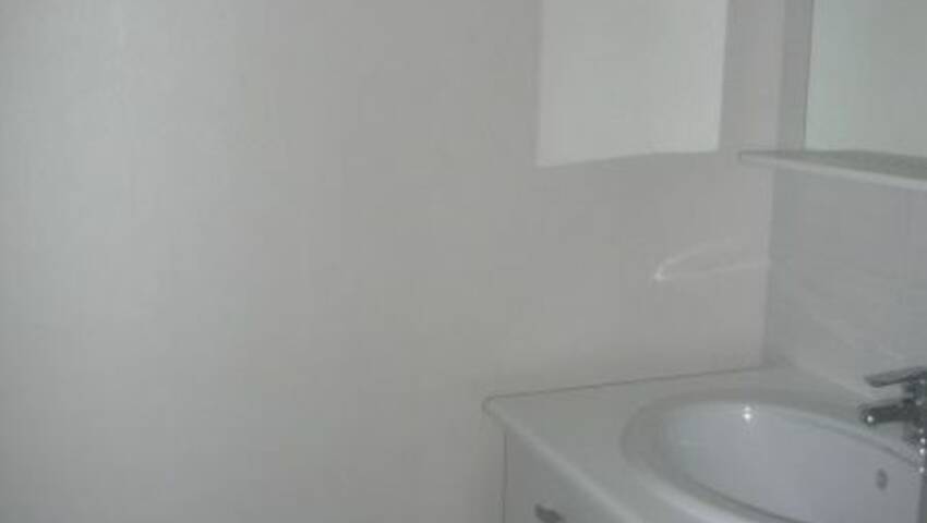 4252903n - Attribut alt par défaut.