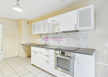 4252903a - Attribut alt par défaut.