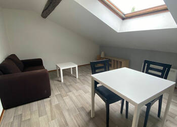 56143261a - Attribut alt par défaut.