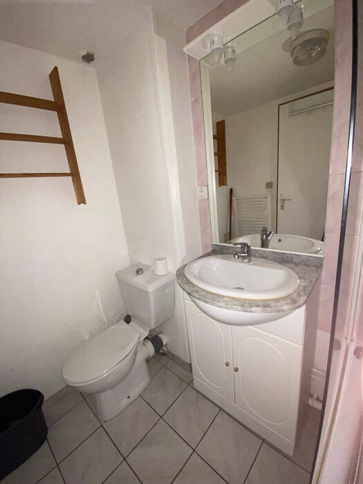 56143261d - Attribut alt par défaut.