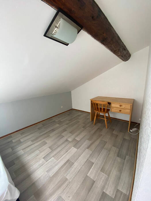 56143261f - Attribut alt par défaut.