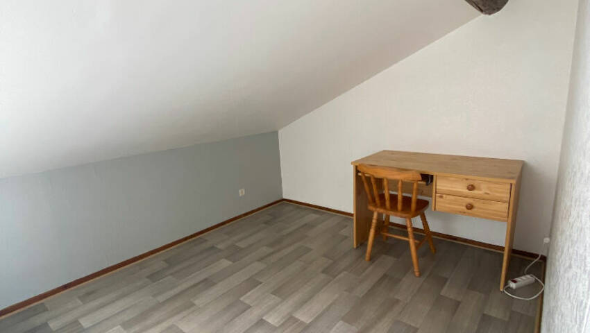 56143261f - Attribut alt par défaut.