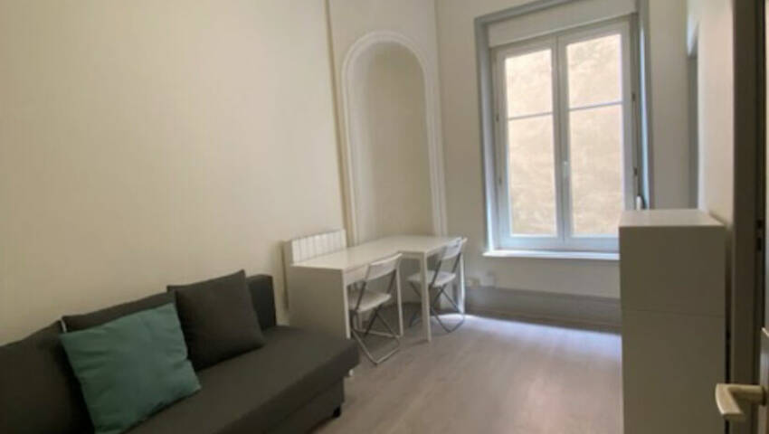 56149864a - Attribut alt par défaut.