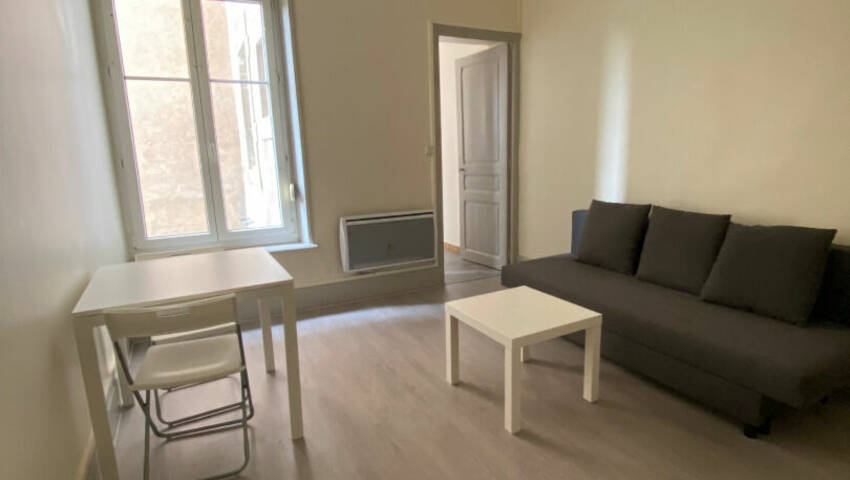 56149720a - Attribut alt par défaut.