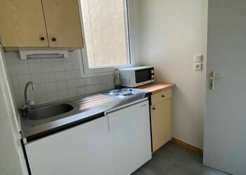 56149720c - Attribut alt par défaut.