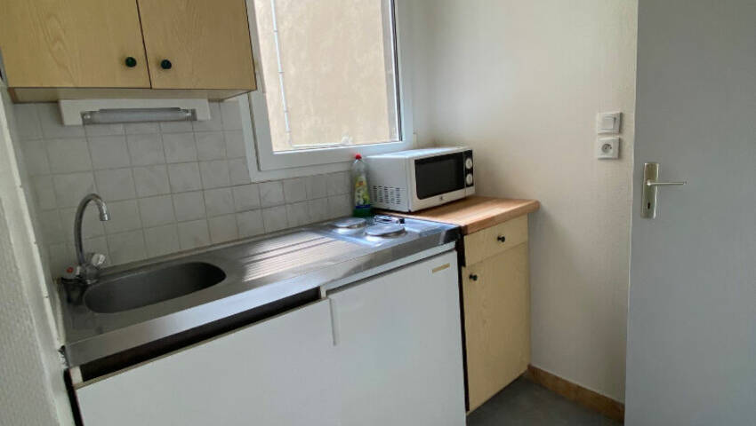 56149720c - Attribut alt par défaut.