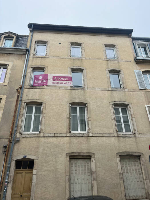 56225529l - Attribut alt par défaut.