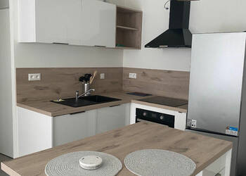 56134591a - Attribut alt par défaut.