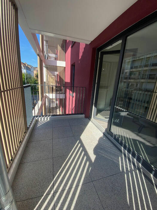 56134591e - Attribut alt par défaut.