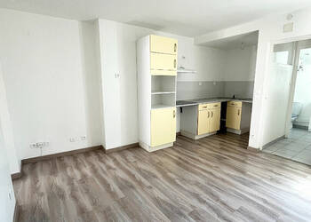 56252264a - Attribut alt par défaut.