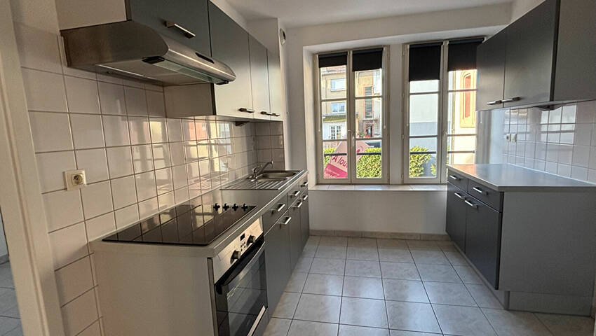 56280244a - Attribut alt par défaut.