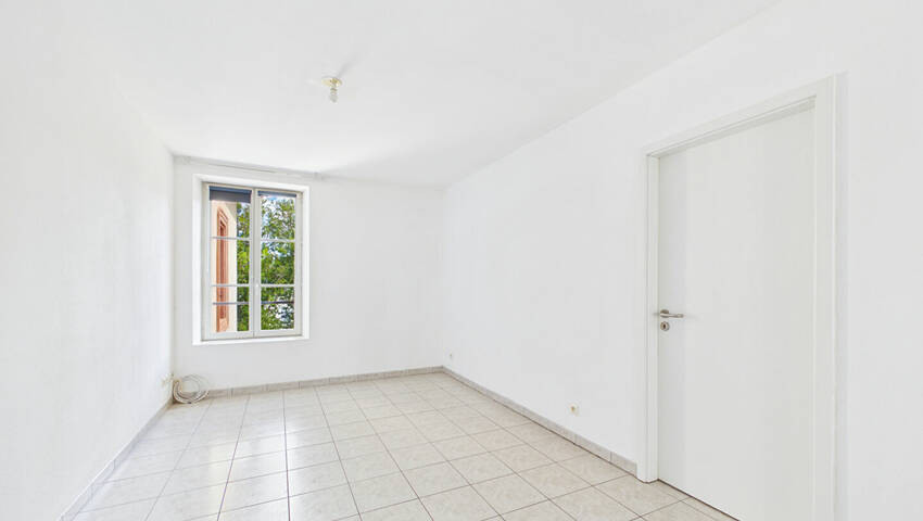 56280244c - Attribut alt par défaut.